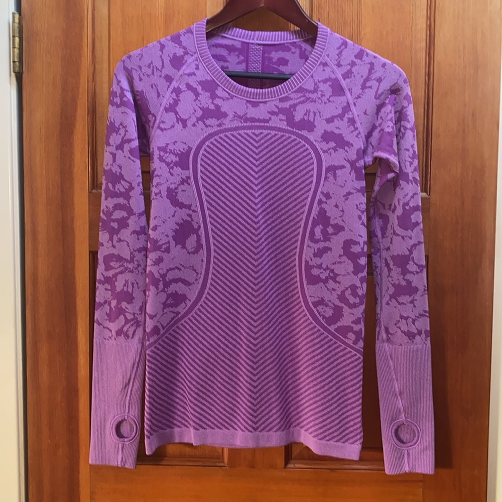 Lululemon thumbholes size 6 - Picture 10 of 17
